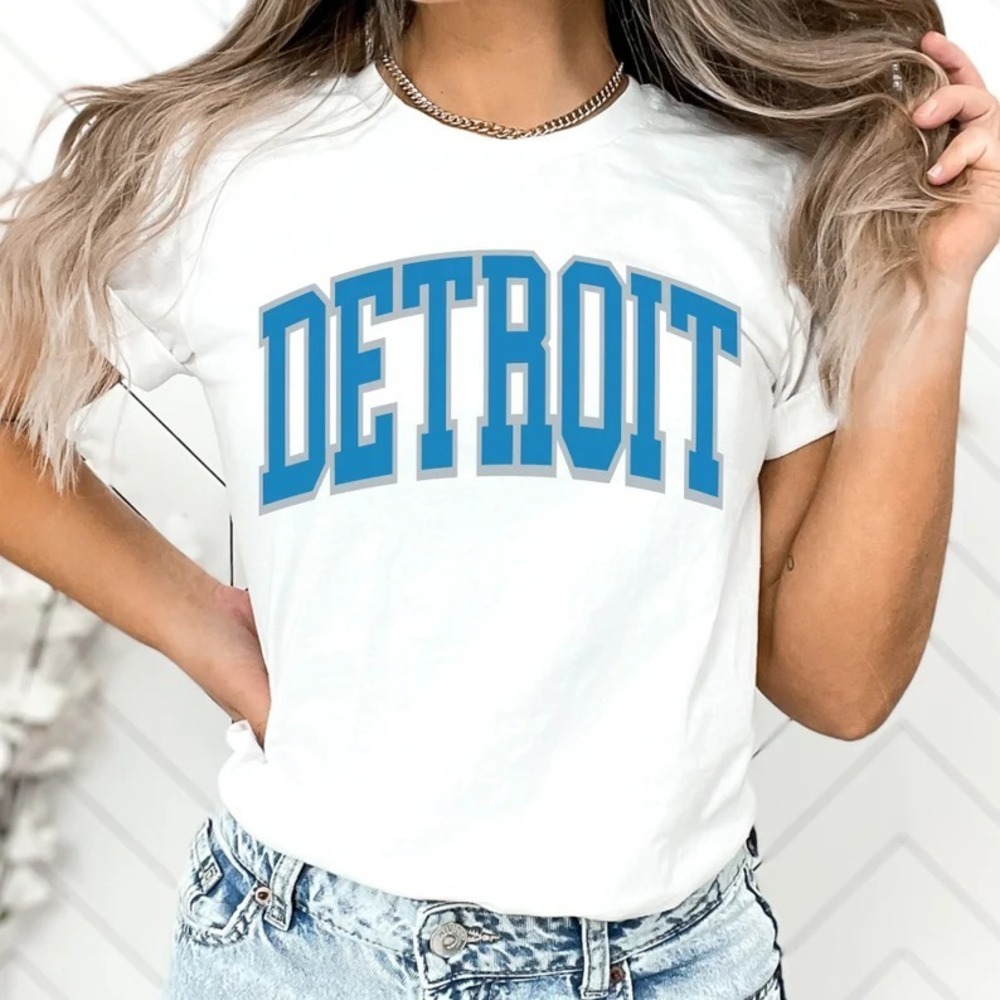 Detroit Football Shirt  Retro Style T-Shirt Gift For Lions Football Fan